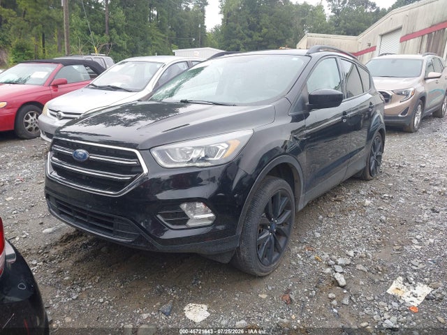 45721643 :رقم المزاد ، 1FMCU9GD8KUC25093 vin ، 2019 Ford Escape Se مزاد بيع