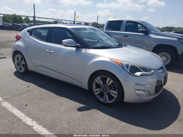 Продажа на аукционе авто 2017 Hyundai Veloster Value Edition, vin: KMHTC6AD2HU324253, номер лота: 45721645