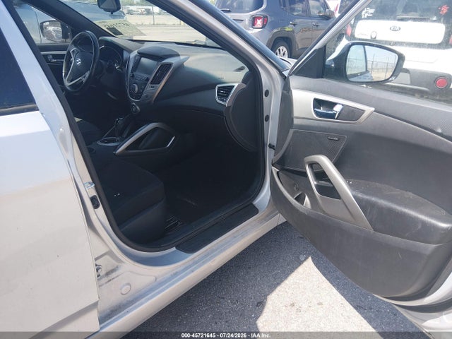 Aukcja sprzedaży 2017 Hyundai Veloster Value Edition, vin: KMHTC6AD2HU324253, numer aukcji: 45721645