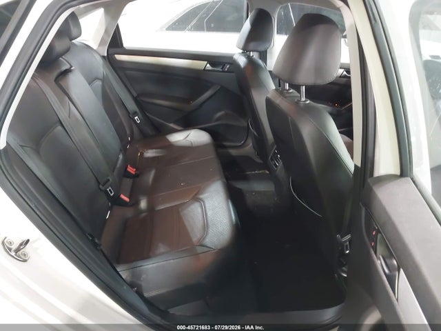 2013 Volkswagen Passat 2.5l Se მანქანა იყიდება აუქციონზე, vin: 1VWBP7A32DC004025, აუქციონის ნომერი: 45721683
