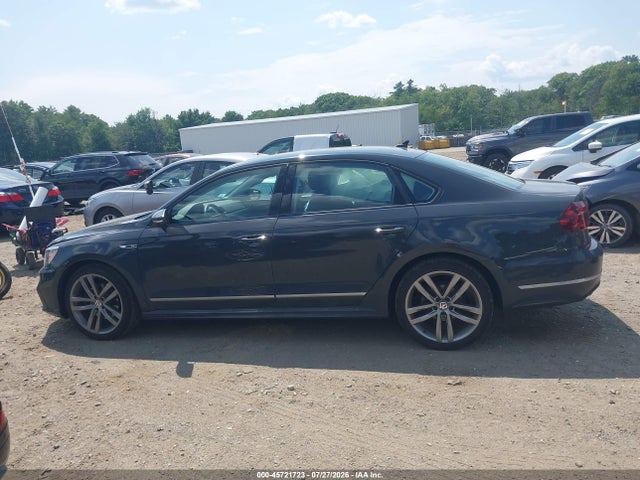 Продажа на аукционе авто 2018 Volkswagen Passat 2.0t R-line/2.0t S, vin: 1VWAA7A3XJC015721, номер лота: 45721723