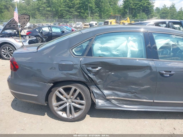 Продажа на аукционе авто 2018 Volkswagen Passat 2.0t R-line/2.0t S, vin: 1VWAA7A3XJC015721, номер лота: 45721723