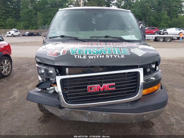 GMC Savana 2500 Work Van 2017 1GTW7AFF4H1120316 Image 13