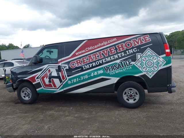 GMC Savana 2500 Work Van 2017 1GTW7AFF4H1120316 Image 15