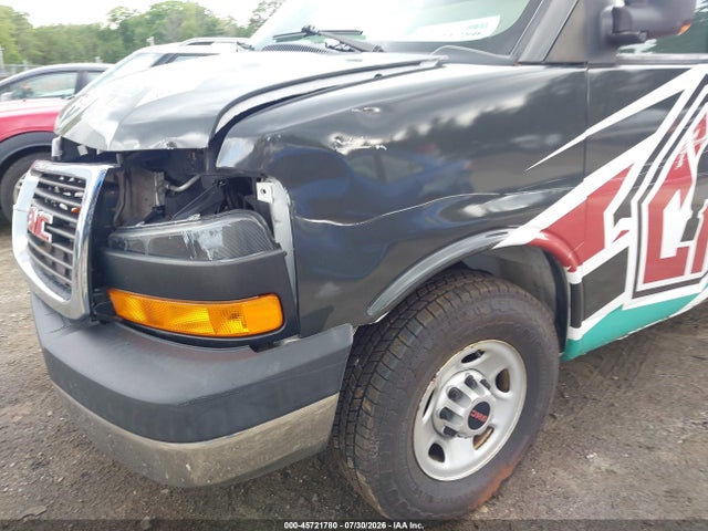 GMC Savana 2500 Work Van 2017 1GTW7AFF4H1120316 Image 19