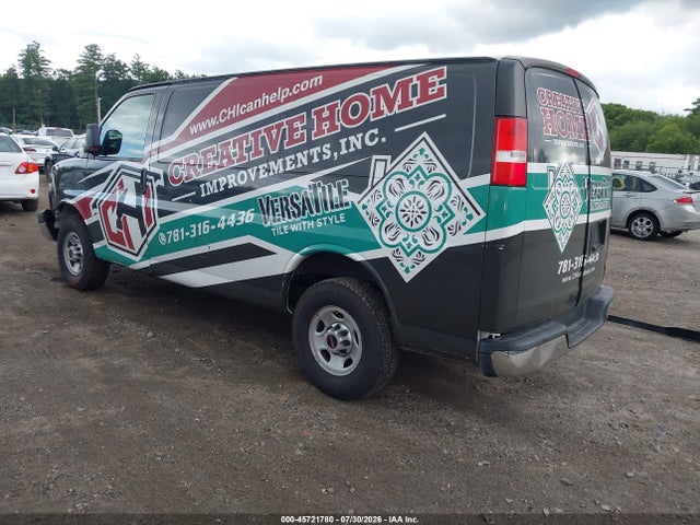 GMC Savana 2500 Work Van 2017 1GTW7AFF4H1120316 Image 3
