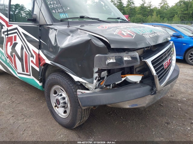 GMC Savana 2500 Work Van 2017 1GTW7AFF4H1120316 Image 6