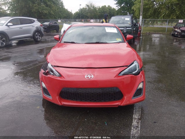 45721783 :رقم المزاد ، JF1ZNAA1XD2700128 vin ، 2013 Scion Fr-s مزاد بيع