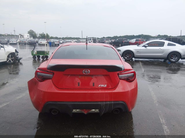 45721783 :رقم المزاد ، JF1ZNAA1XD2700128 vin ، 2013 Scion Fr-s مزاد بيع