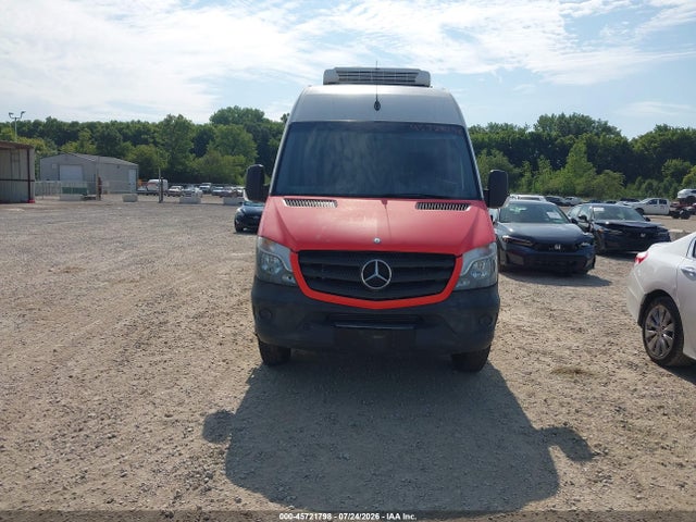 2015 Mercedes-benz Sprinter 3500 High  Roof მანქანა იყიდება აუქციონზე, vin: WD3PF1CC2FP138965, აუქციონის ნომერი: 45721798