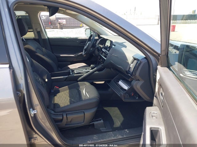 5N1DR3BBXSC317725 Nissan Pathfinder Sv Fwd