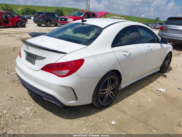 45721809 :رقم المزاد ، WDDSJ4EB7JN644872 vin ، 2018 Mercedes-benz Cla 250 مزاد بيع