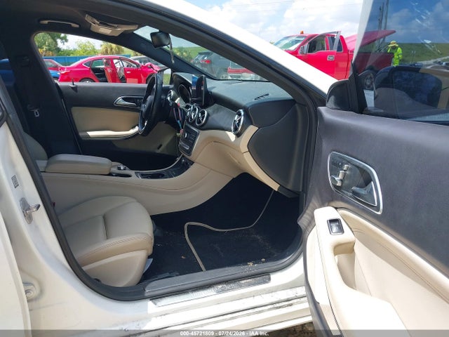 45721809 :رقم المزاد ، WDDSJ4EB7JN644872 vin ، 2018 Mercedes-benz Cla 250 مزاد بيع