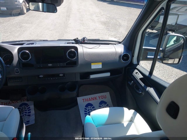 WDAPF4CD6KN029532 Mercedes-Benz Sprinter 4500 Standard Roof V6
