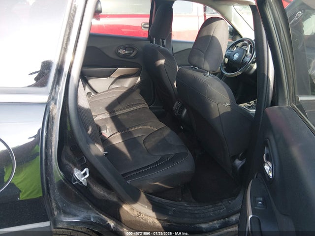 2017 Jeep Cherokee Latitude მანქანა იყიდება აუქციონზე, vin: 1C4PJMCS3HW648330, აუქციონის ნომერი: 45721850