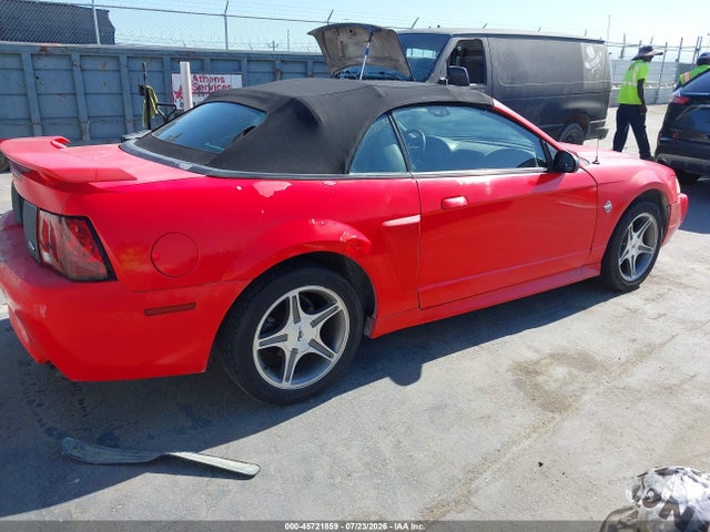 45721859 :رقم المزاد ، 1FAFP45X3XF194023 vin ، 1999 Ford Mustang Gt مزاد بيع