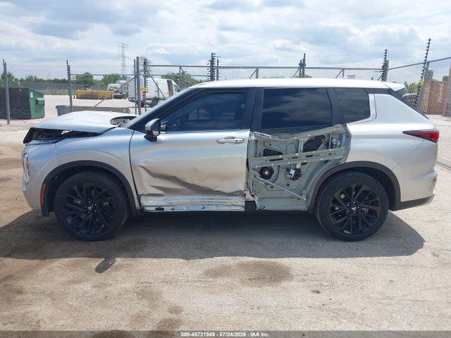 Aukcja sprzedaży 2022 Mitsubishi Outlander Black Edition S-awc/se 2.5 S-awc/se Launch Edition S-awc, vin: JA4J4UA86NZ011876, numer aukcji: 45721949