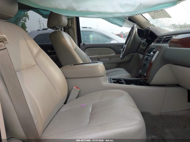 Продаж на аукціоні авто 2013 Chevrolet Suburban Lt, vin: 1GNSKJE76DR202638, номер лоту: 45721969