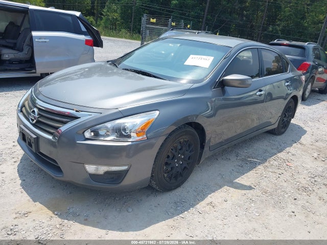 Nissan Altima 2.5 S 2015 1N4AL3AP2FN302660 Image 2