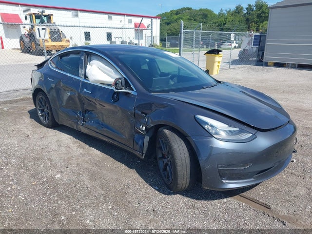 Aukcja sprzedaży 2018 Tesla Model 3 Long Range/mid Range, vin: 5YJ3E1EAXJF014075, numer aukcji: 45722024
