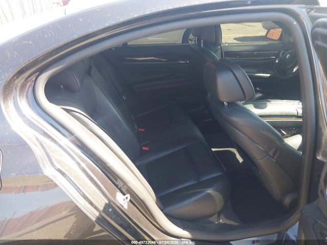 BMW 750i 2014 WBAYA8C50ED824986 Image 8