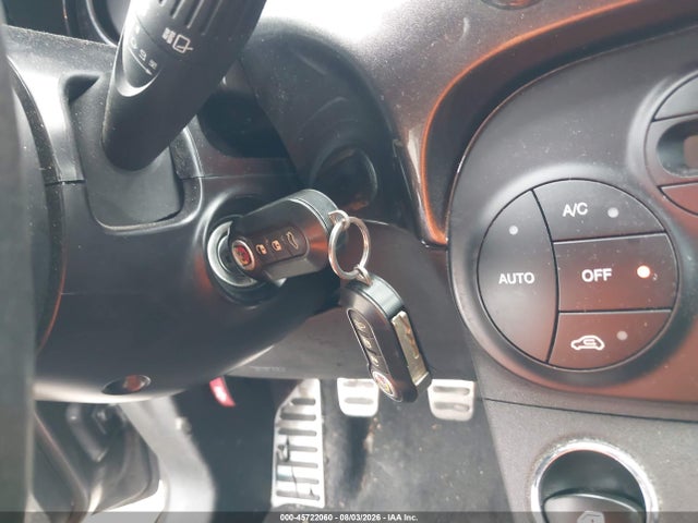 3C3CFFFH1FT501152 Fiat 500 ABARTH