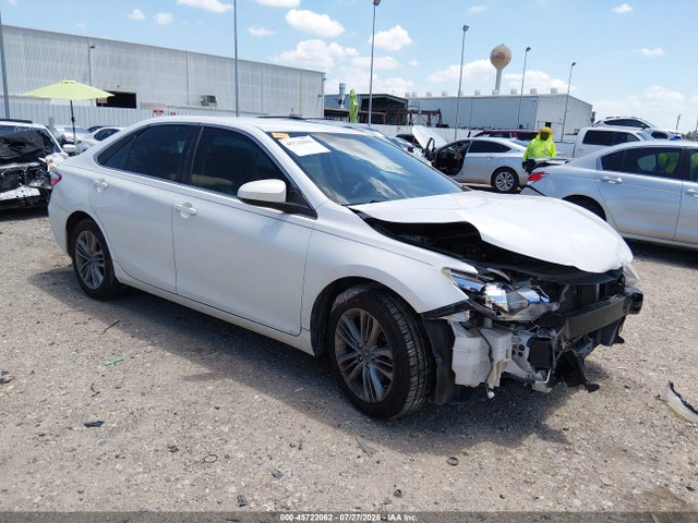 45722062 :رقم المزاد ، 4T1BF1FK6GU553210 vin ، 2016 Toyota Camry Se مزاد بيع