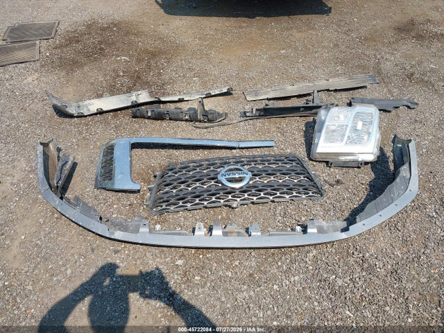 1N6BA1F48JN526982 Nissan Titan Xd Sv Diesel