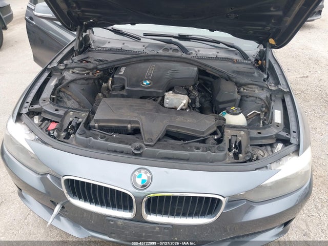 Продаж на аукціоні авто 2015 Bmw 320i Xdrive, vin: WBA3C3G59FNS76533, номер лоту: 45722099