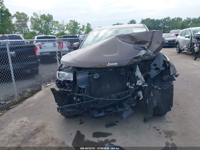 Продажа на аукционе авто 2021 Jeep Grand Cherokee Laredo E 4x4, vin: 1C4RJFAG1MC601005, номер лота: 45722151