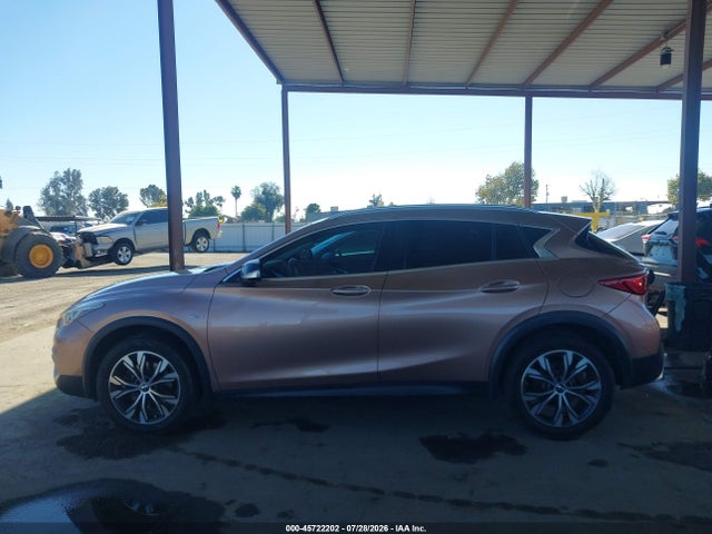 Auction sale of the 2018 Infiniti Qx30 Premium, vin: SJKCH5CRXJA042889, lot number: 45722202