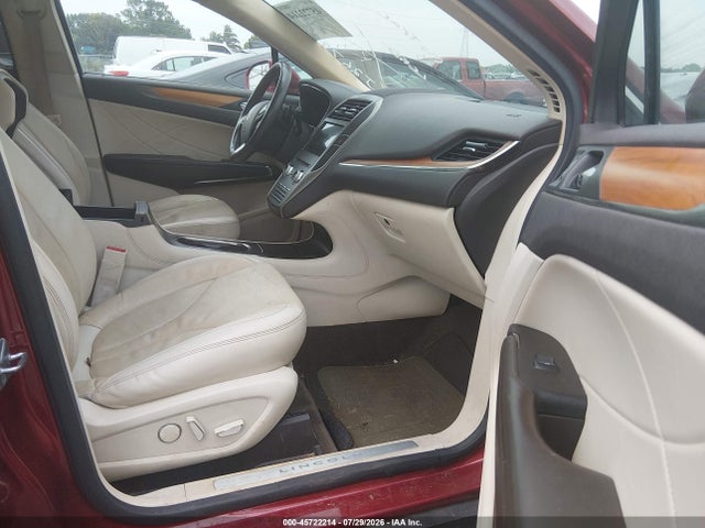 45722214 :رقم المزاد ، 5LMCJ3C96GUJ26798 vin ، 2016 Lincoln Mkc Reserve مزاد بيع