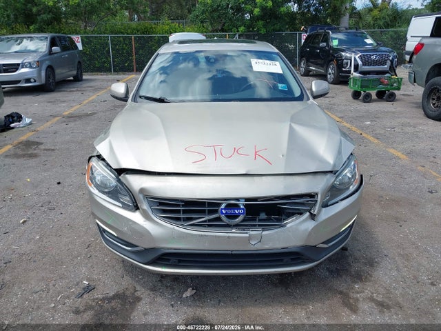 2017 Volvo S60 Inscription T5 მანქანა იყიდება აუქციონზე, vin: LYV402HK5HB146685, აუქციონის ნომერი: 45722228