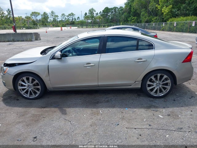 2017 Volvo S60 Inscription T5 მანქანა იყიდება აუქციონზე, vin: LYV402HK5HB146685, აუქციონის ნომერი: 45722228