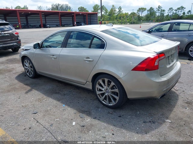 2017 Volvo S60 Inscription T5 მანქანა იყიდება აუქციონზე, vin: LYV402HK5HB146685, აუქციონის ნომერი: 45722228