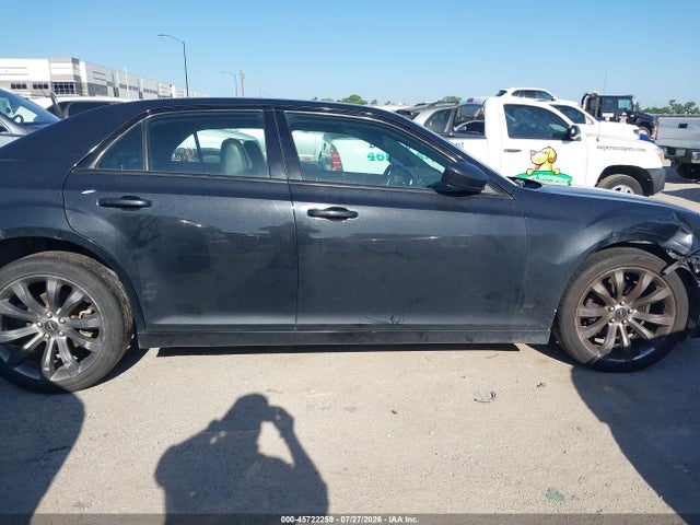 Aukcja sprzedaży 2014 Chrysler 300 300s, vin: 2C3CCABG7EH235751, numer aukcji: 45722259