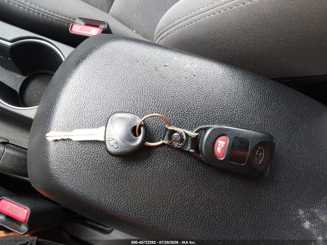 2016 Hyundai Elantra Se მანქანა იყიდება აუქციონზე, vin: 5NPDH4AE1GH713739, აუქციონის ნომერი: 45722282