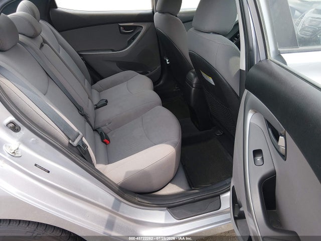 2016 Hyundai Elantra Se მანქანა იყიდება აუქციონზე, vin: 5NPDH4AE1GH713739, აუქციონის ნომერი: 45722282
