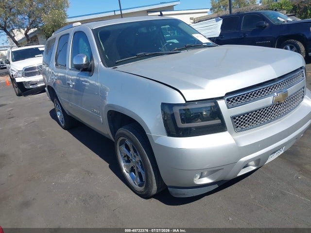 45722376 :رقم المزاد ، 1GNSKCE00BR238448 vin ، 2011 Chevrolet Tahoe Ltz مزاد بيع