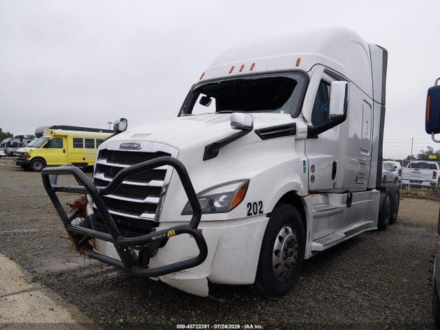 45722391 :رقم المزاد ، 3AKJHHDR1SSWG1129 vin ، 2025 Freightliner New Cascadia 126 مزاد بيع