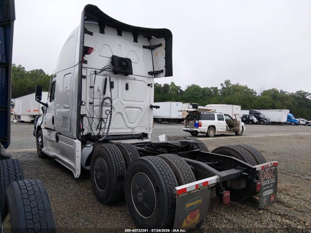 45722391 :رقم المزاد ، 3AKJHHDR1SSWG1129 vin ، 2025 Freightliner New Cascadia 126 مزاد بيع