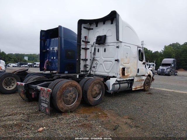 45722391 :رقم المزاد ، 3AKJHHDR1SSWG1129 vin ، 2025 Freightliner New Cascadia 126 مزاد بيع