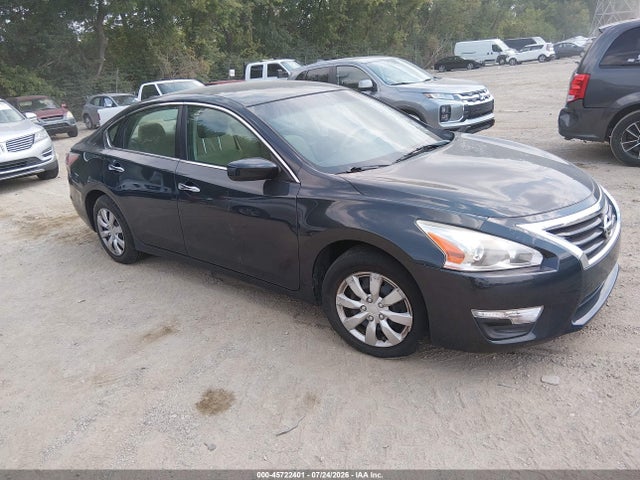 2015 Nissan Altima 2.5/2.5 S/2.5 Sl/2.5 Sv მანქანა იყიდება აუქციონზე, vin: 1N4AL3AP6FN301544, აუქციონის ნომერი: 45722401