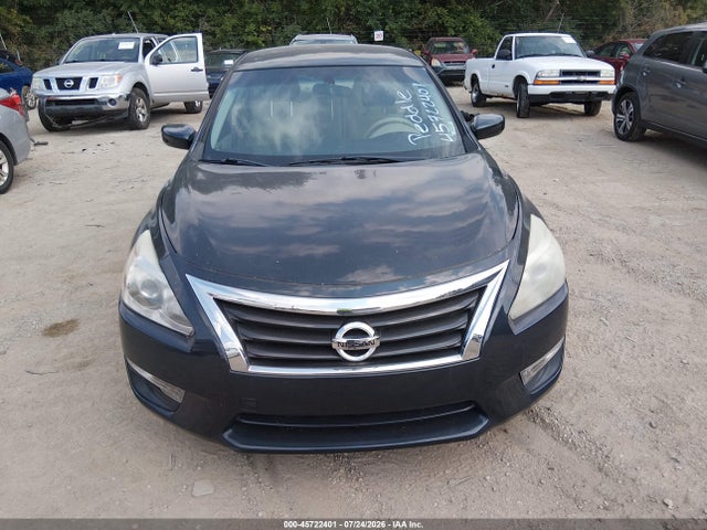 2015 Nissan Altima 2.5/2.5 S/2.5 Sl/2.5 Sv მანქანა იყიდება აუქციონზე, vin: 1N4AL3AP6FN301544, აუქციონის ნომერი: 45722401