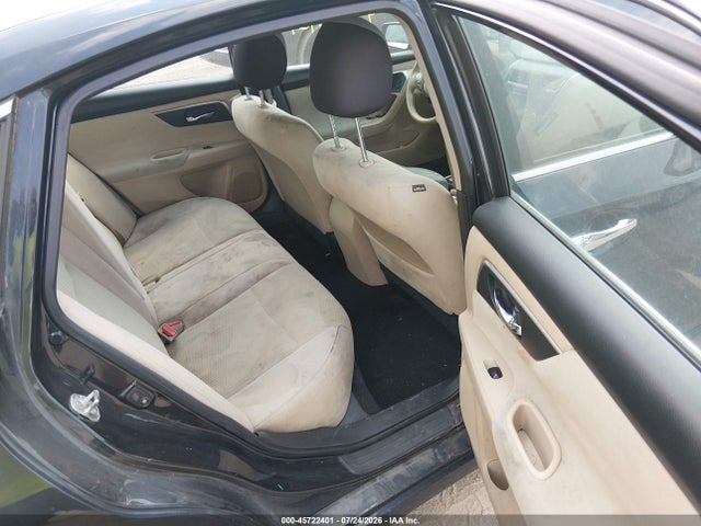2015 Nissan Altima 2.5/2.5 S/2.5 Sl/2.5 Sv მანქანა იყიდება აუქციონზე, vin: 1N4AL3AP6FN301544, აუქციონის ნომერი: 45722401