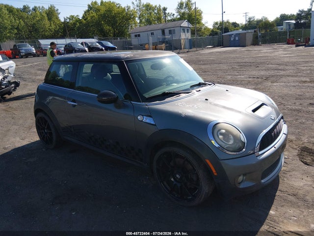 Продажа на аукционе авто 2010 Mini Cooper S, vin: WMWMF7C57ATZ69937, номер лота: 45722404