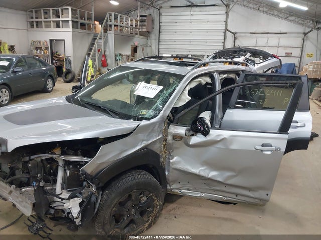 Продажа на аукционе авто 2025 Subaru Forester Wilderness, vin: JF2SKAJC7SH408583, номер лота: 45722411