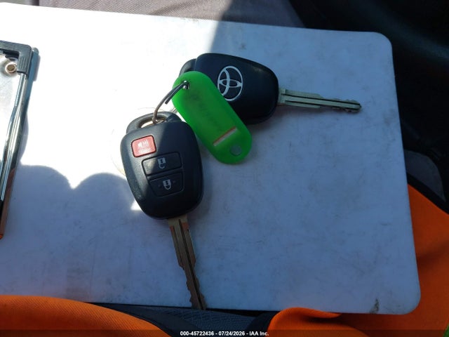 Toyota Prius C One 2018 JTDKDTB31J1614444 Image 11
