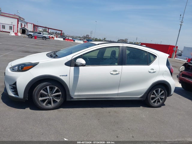 Toyota Prius C One 2018 JTDKDTB31J1614444 Image 14