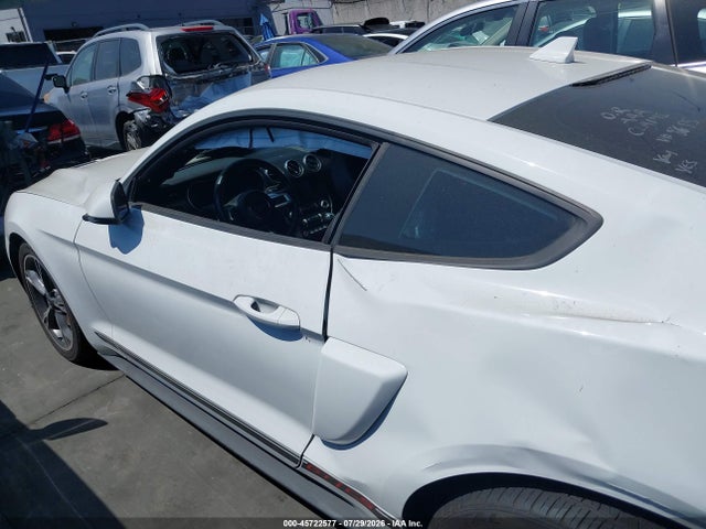 1FA6P8CFXN5128685 Ford Mustang Gt Premium Fastback